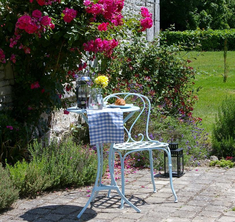 Villa L'Olivier à Monts-sur-Guesnes Extérieur photo
