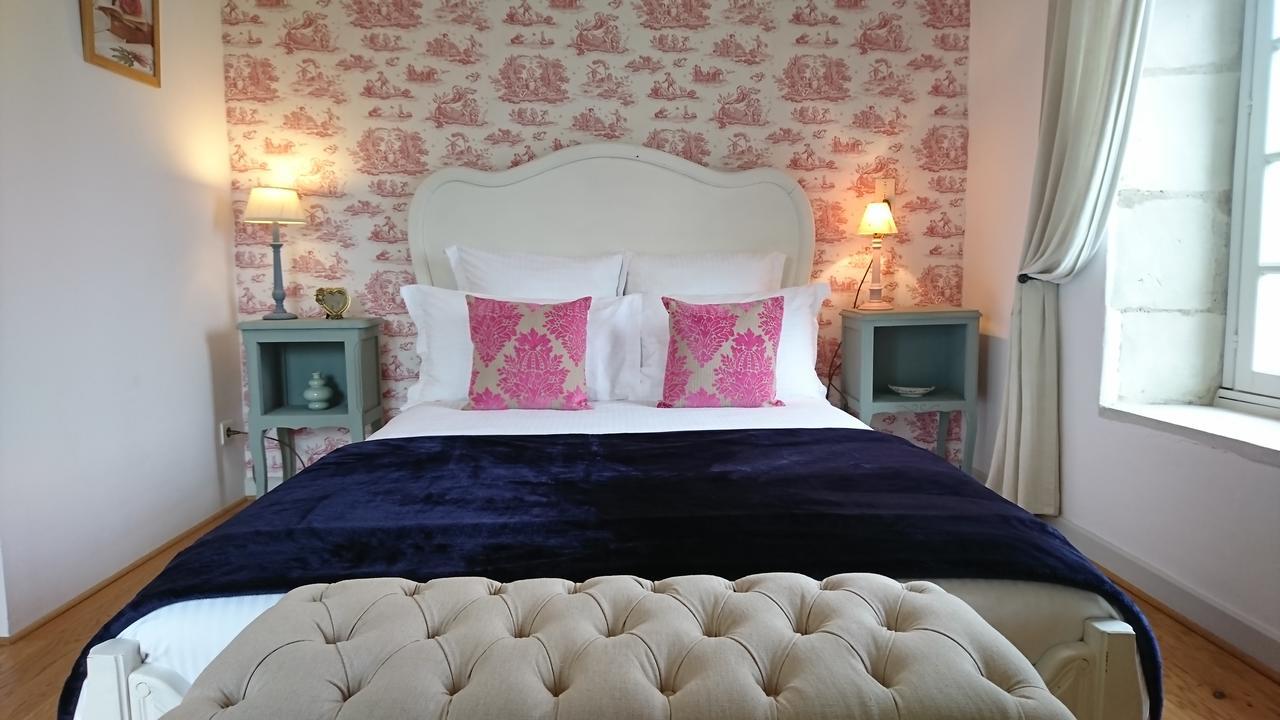 Villa L'Olivier à Monts-sur-Guesnes Chambre photo